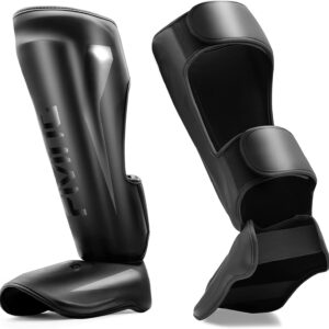 FIVING Muay Thai and MMA shin guards in Black